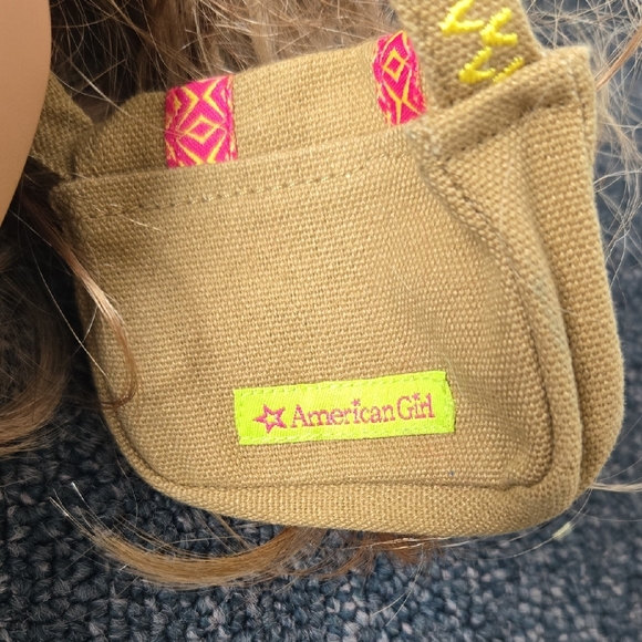 American Girl Doll Lea With Book - Picture 13 of 14